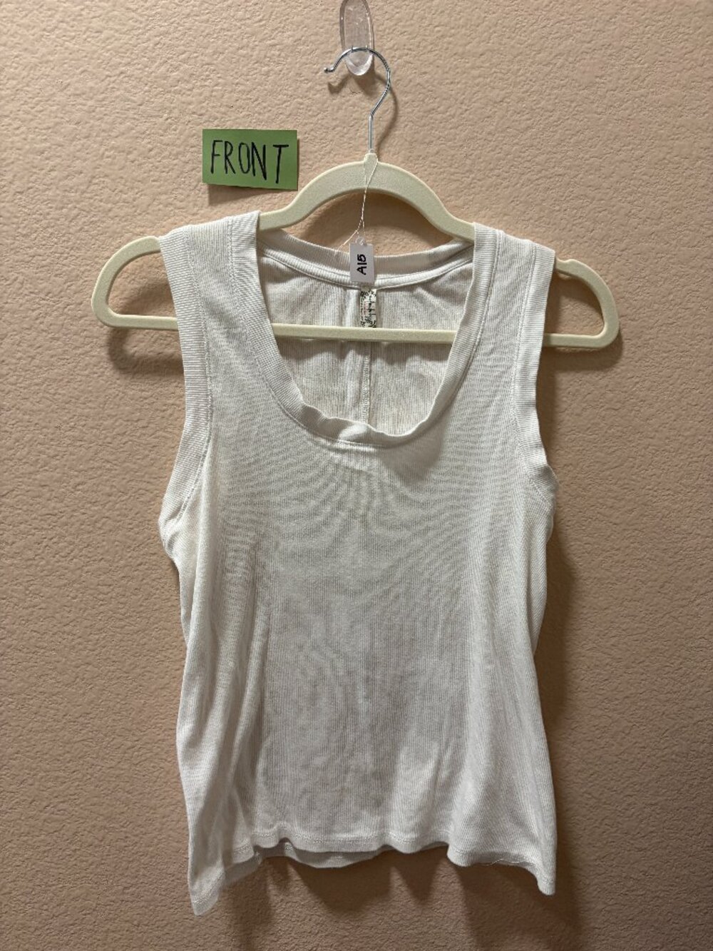 [FREE PEOPLE] White Top - Large
